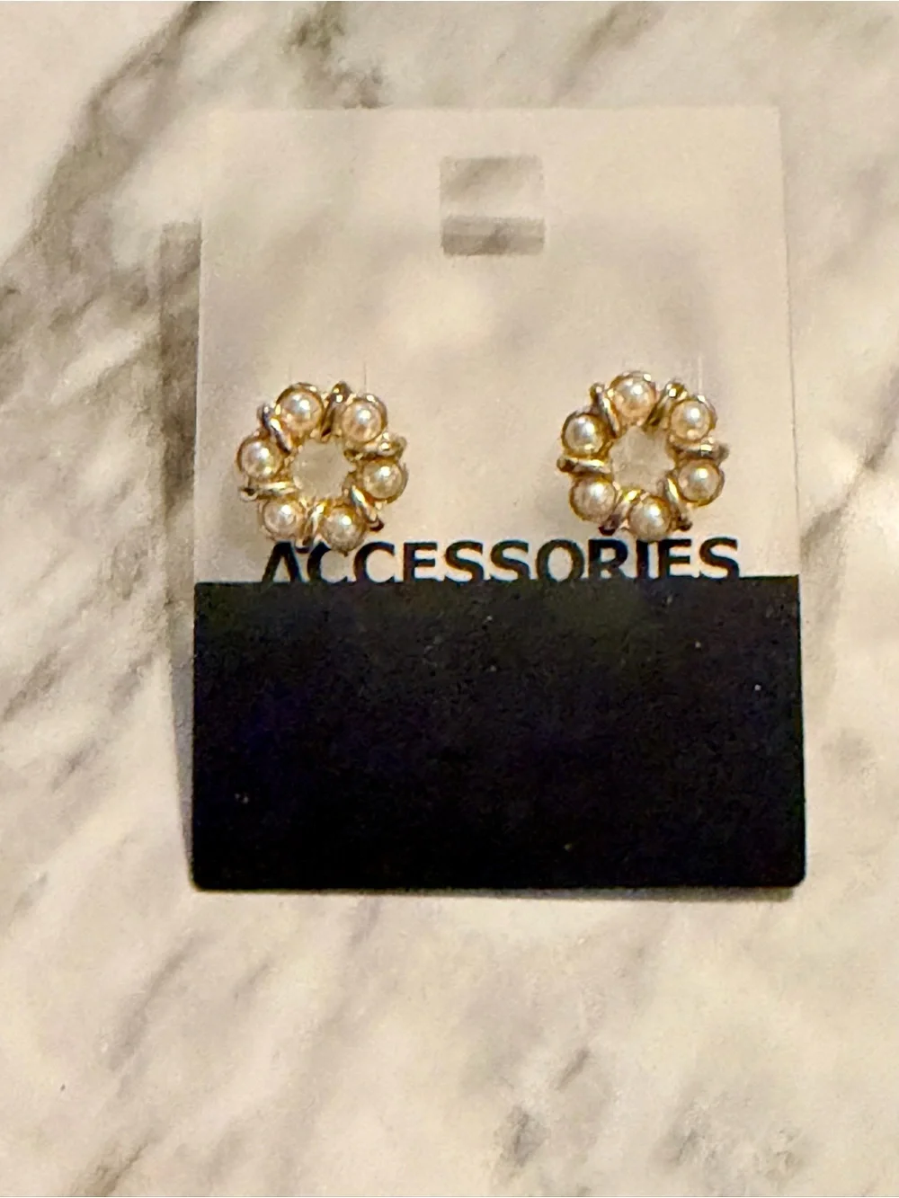 N/A gold tone